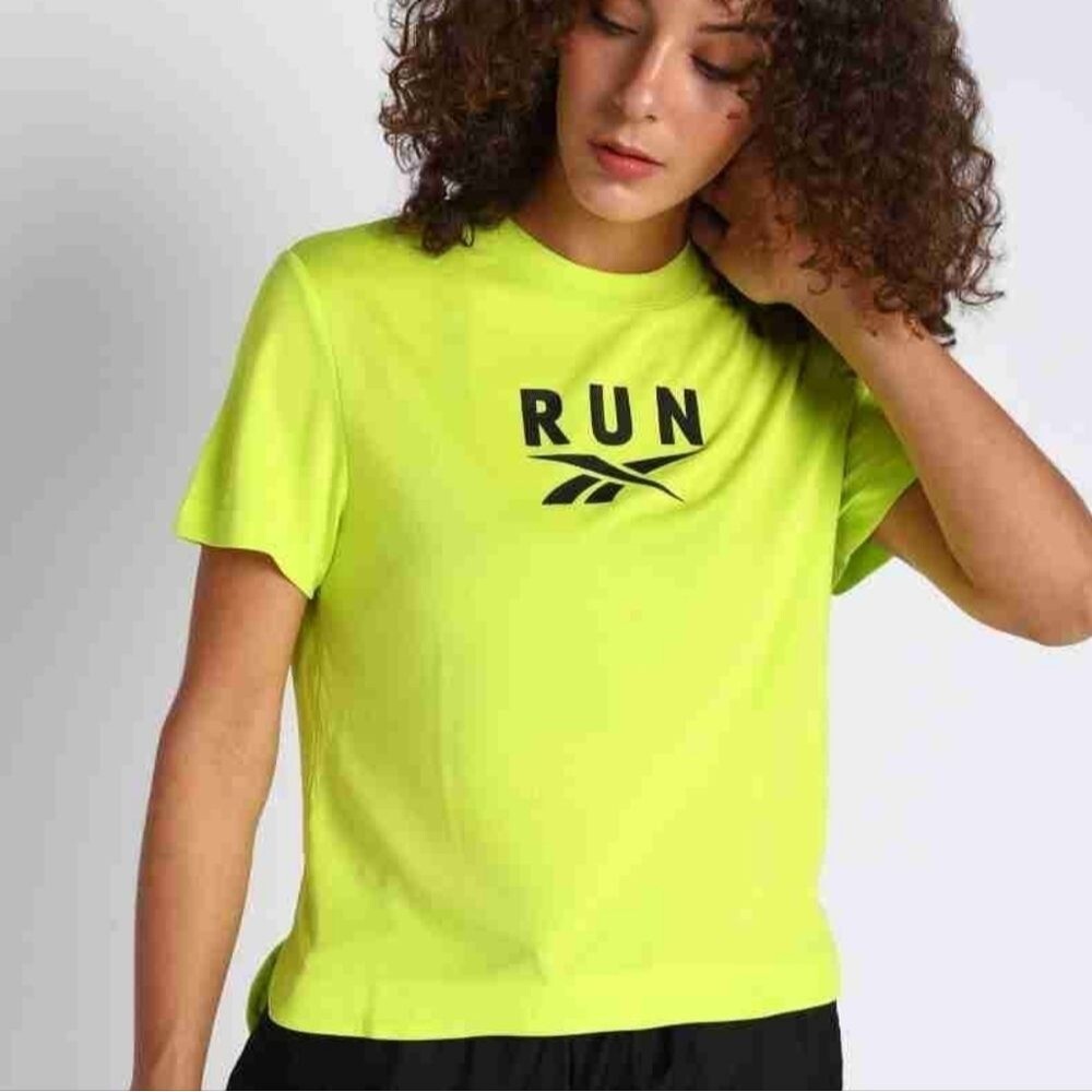 Reebok Top Women's Medium Neon Yellow Graphic Tee Runnin T-shirt